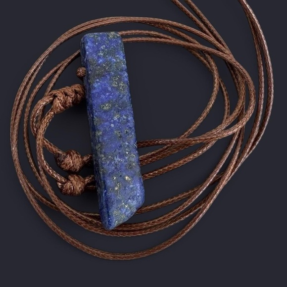 Lapis Lazuli Stone Pendant Necklace - Picture 3 of 5